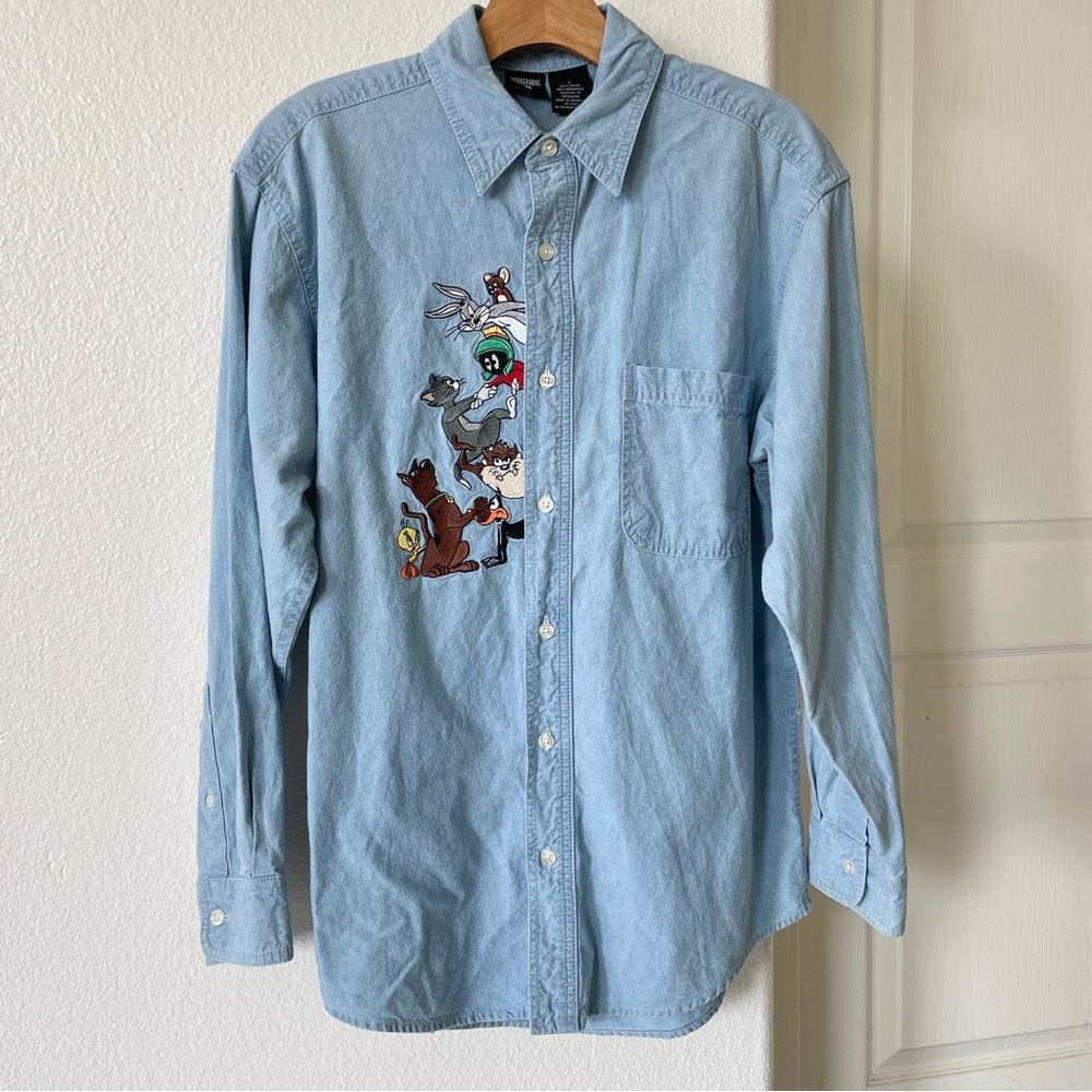 Vintage Warner Bros Studio Cartoon Button Down Cotton Chambray Blue Shirt Small